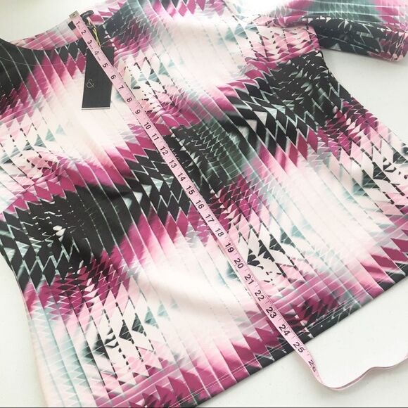 6th & Lane Geometric Print Pink Scuba Top - Picture 8 of 10